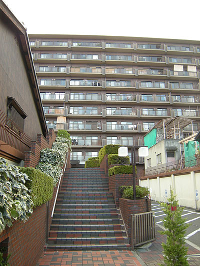 マンションアプローチ